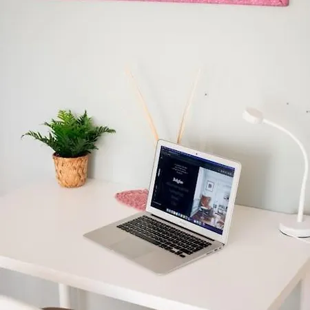 Charming In Centre Apartment