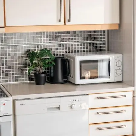 Charming In Centre Apartment *